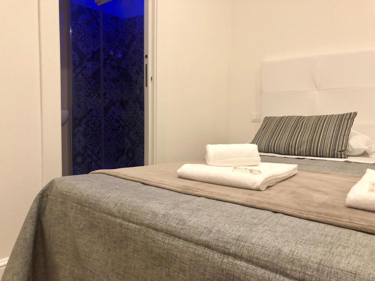 Charme Rooms Taranto Eksteriør bilde